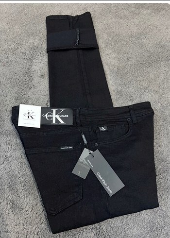 Calvin Klein Siyah Regular Fit Jeans