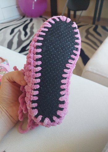 Kız Çocuk Renkli Nakışlı Örgü Ev Terliği - Görsel 7