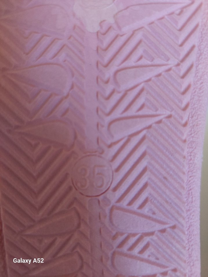 Kız Çocuk Renkli Nakışlı Örgü Ev Terliği - Görsel 5