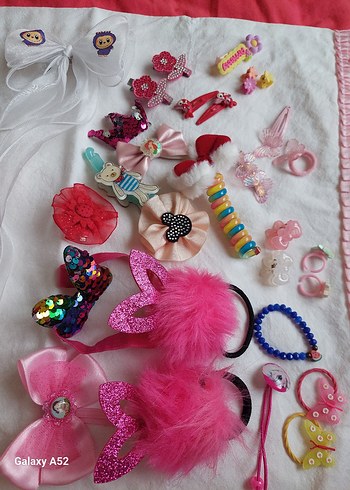 Renkli Desenli Çocuk Saç Tokaları ve Kurdeleler - Görsel 2