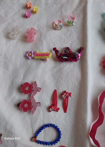 Renkli Desenli Çocuk Saç Tokaları ve Kurdeleler - Görsel 5