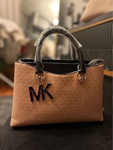 Michael kors omuz çantası