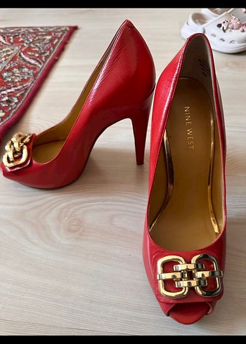 Parlak Deri Tokalı Stiletto - Görsel 4