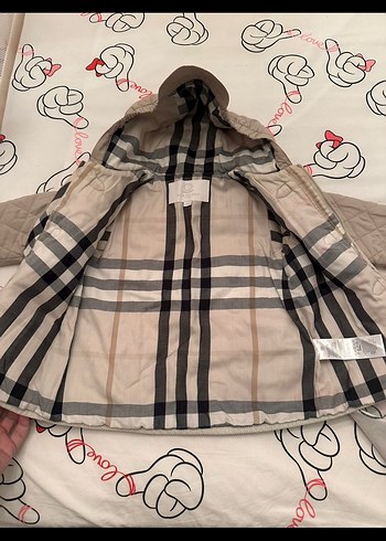 Kapüşonlu Burberry Mont - Görsel 2