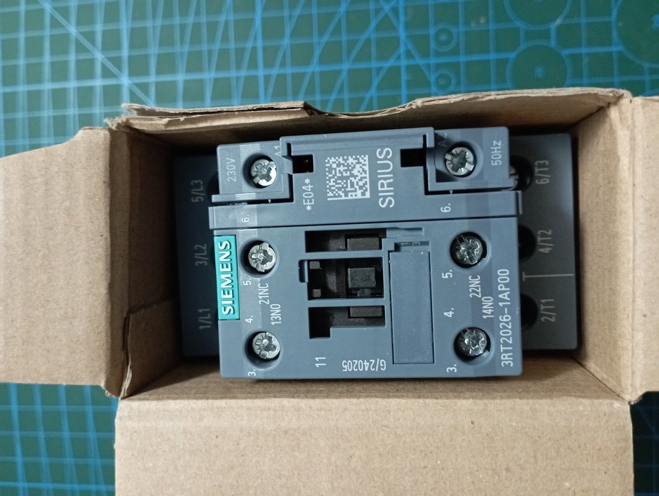 Siemens 3RT2026 Kontaktör - Görsel 2