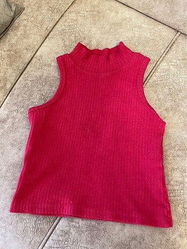 halter yaka crop