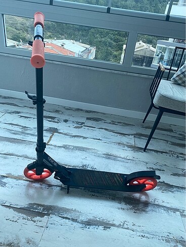 Decathlon Scooter