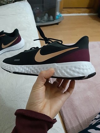 bayan orjinal nike ayakkabı