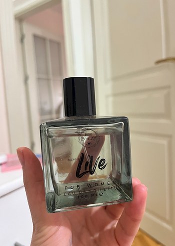 Live Kadın Parfümü 100 ml - Görsel 2