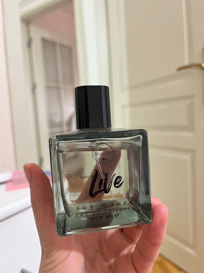 Live Kadın Parfümü 100 ml - Görsel 2