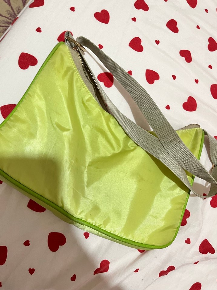 Yeşil Parlak Kadın Çanta - Görsel 2