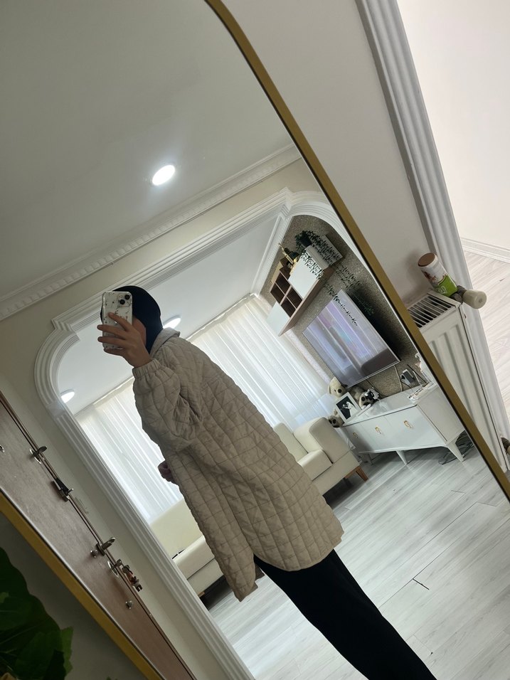 Bej Kadın Midi Pamuklu Rahat Kesim Kaban Kapitone - Görsel 3