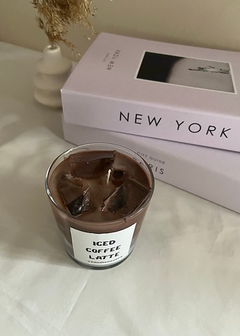 Diğer Iced Latte Kokulu Mum