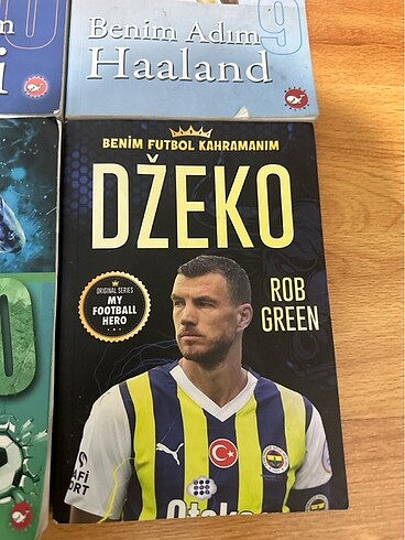  Beden Renk 4 adet futbolcu kitabı