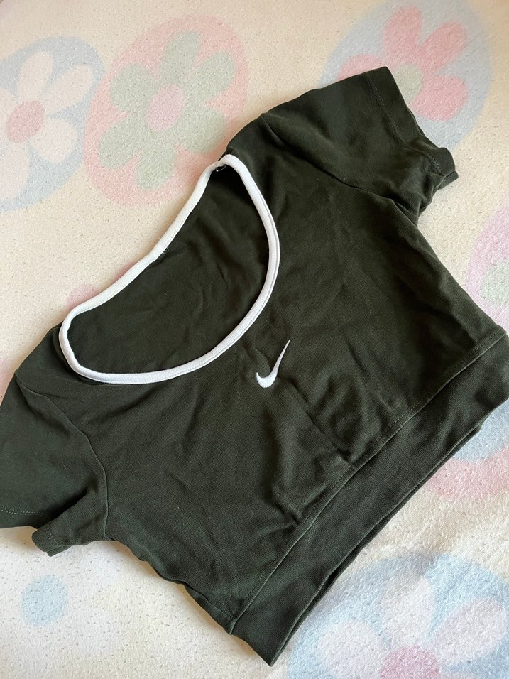 Nike yeşil Kadın Crop Top - Görsel 2