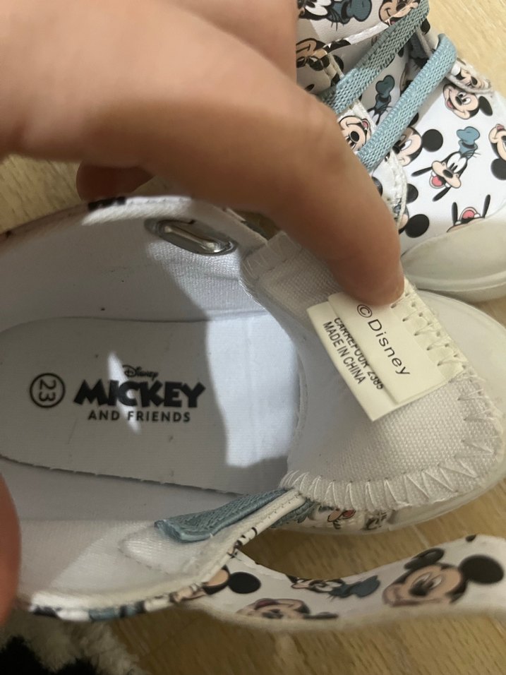 Beyaz Renkli Mickey Baskılı Spor Ayakkabı - Görsel 4