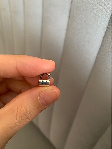  Beden Pandora charm s harfi