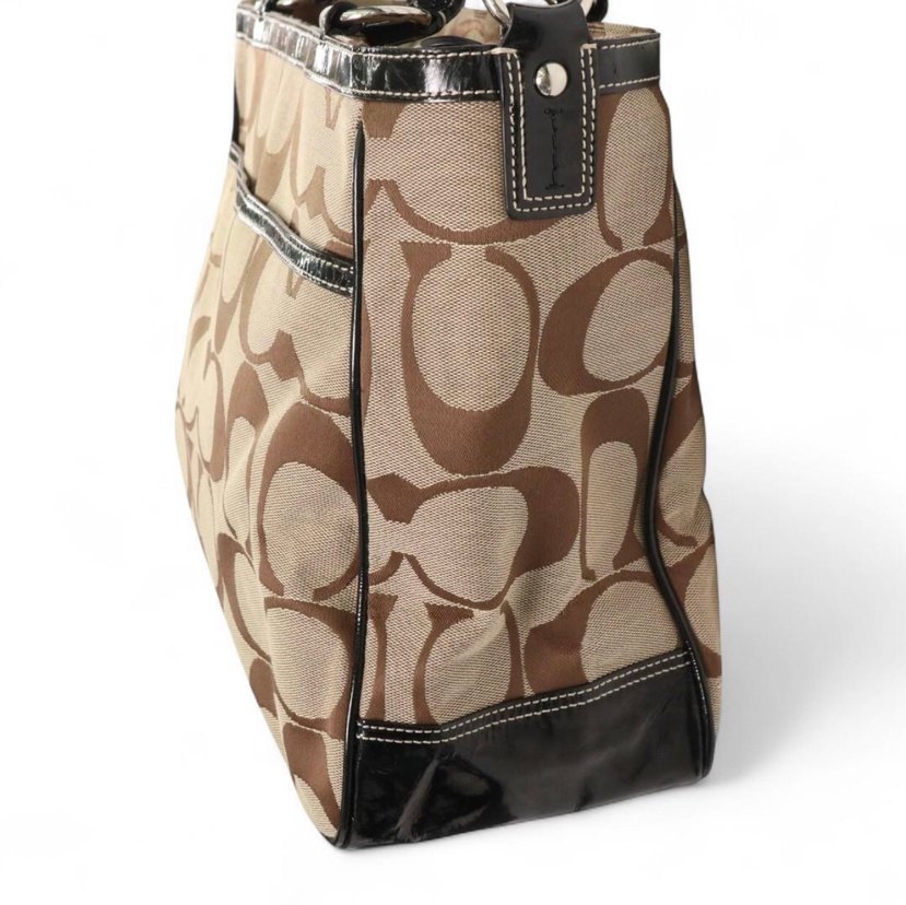 Coach Laura - Görsel 4