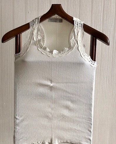 Zara dantel atlet