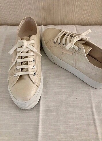 Superga Lame platform sneaker