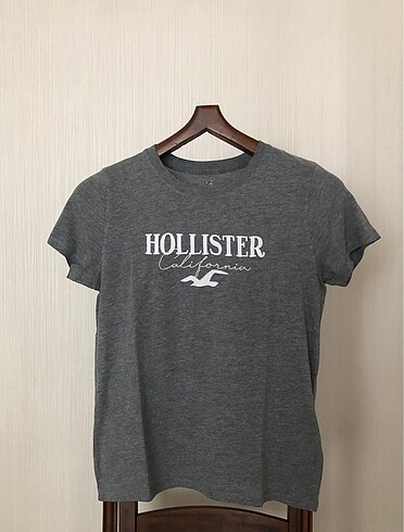 Hollister Hollister tshirt