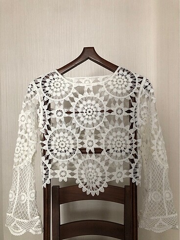 Dantel crop