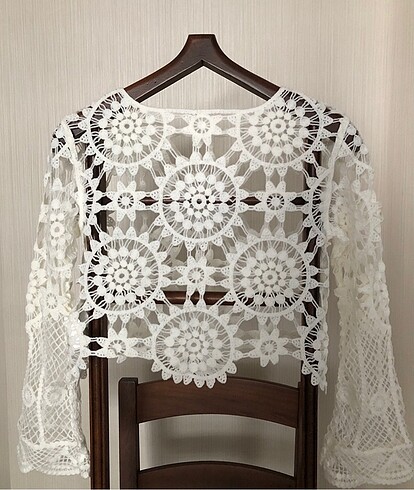 CB Made in italy Dantel crop