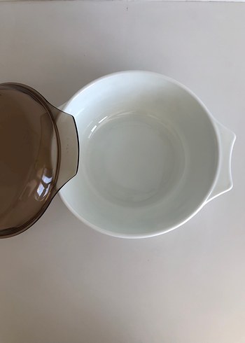 Beden Çiçek Desenli Kapaklı Pyrex