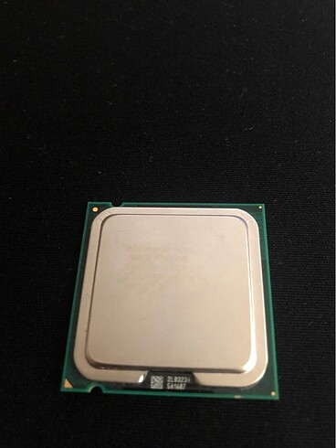 Intel Pentium çift cekirdekli işlemci