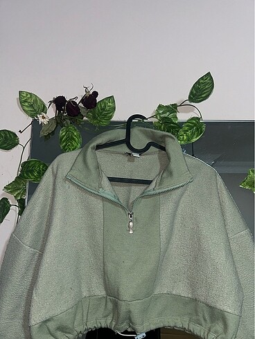 s Beden Crop Sweatshirt