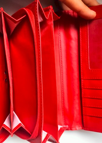 kırmızı cüzdan - Görsel 2