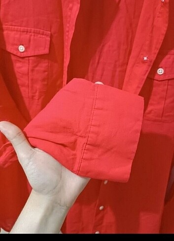 36 Beden kırmızı Renk Kırmızı gömlek