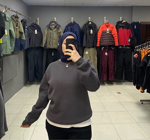 Kapşonsuz sweat