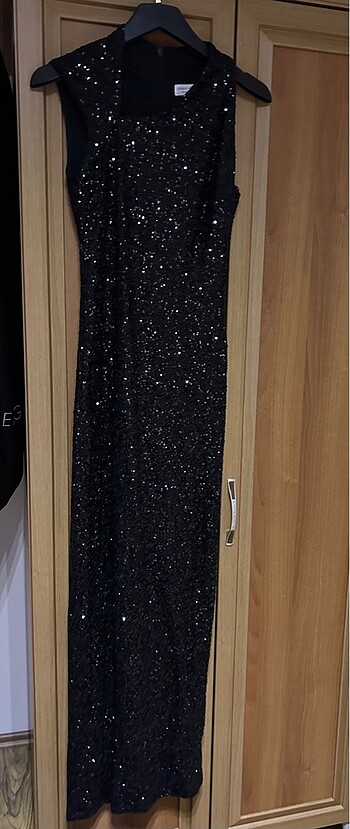 Cengiz Aktürk Tasarım Abiye
Payet Elbise - Görsel 3