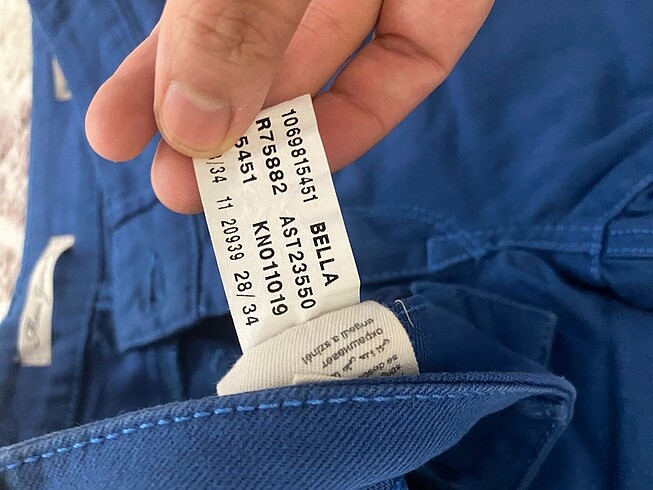 28 Beden lacivert Renk Mavi jean