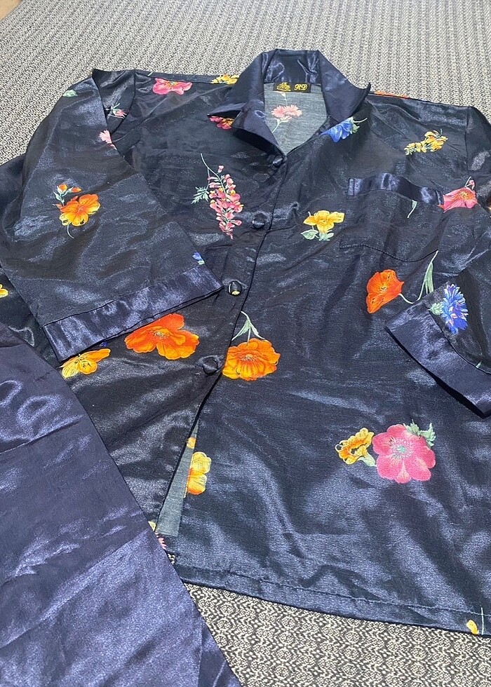 İpeksi Pamuklu Saten Pijama Takımı - Görsel 2