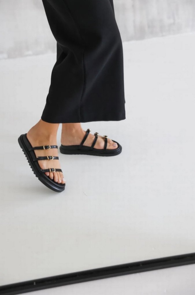 Zara Muadili Üç Bantlı Siyah Terlik - Görsel 3