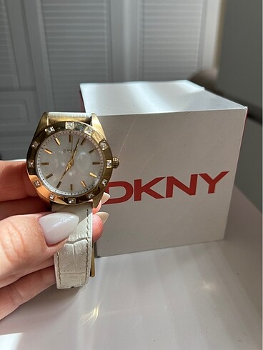 Dkny beyaz saat