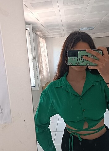 s Beden Crop gömlek şık