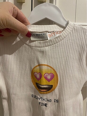 Kız çocuk emojili tişört - Görsel 2