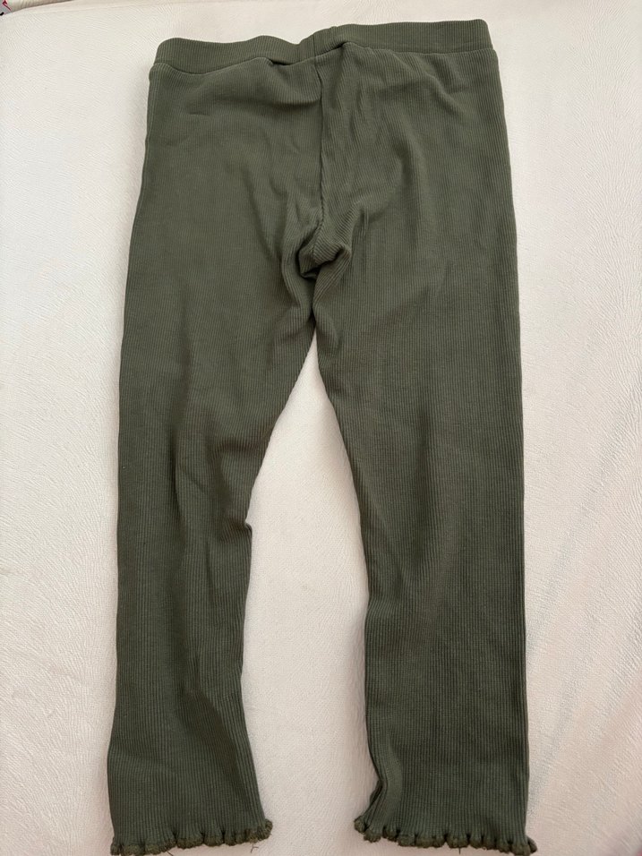 Bir tayt ve bir pantolon - Görsel 4