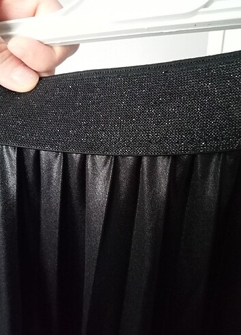 m Beden Beli lastikli ve simlidir deri görünümlü etek