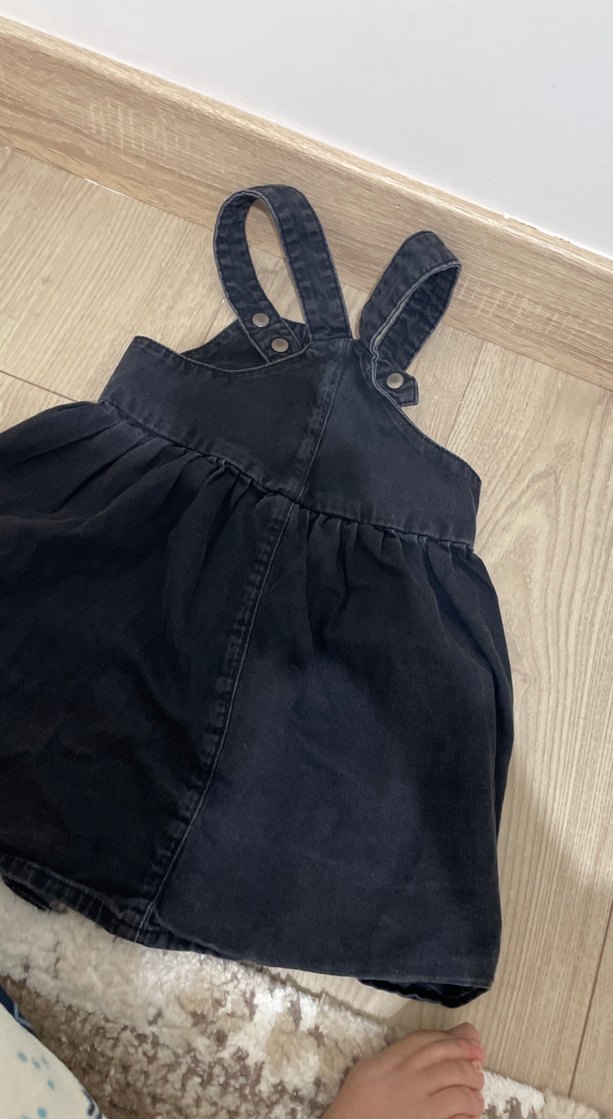 Kız Çocuk Siyah Denim Askılı Elbise - Görsel 2
