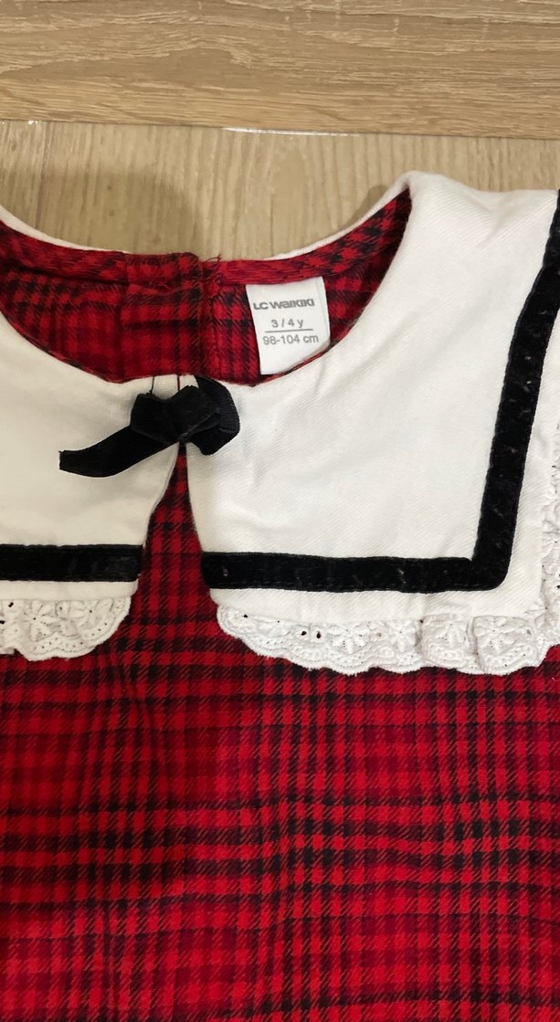 Kız Çocuk Kırmızı Kareli Fırfırlı Elbise - Görsel 3