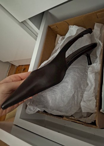 Kahverengi Deri Tokalı Stiletto Kadın Ayakkabı - Görsel 4