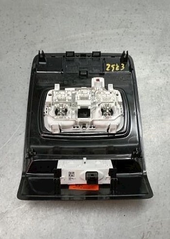 Clio 5 5.5 Tavan Lambası Orjinal - Görsel 3