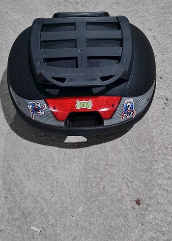 Kırmızı Siyah Taşıma Kutusu - Görsel 6