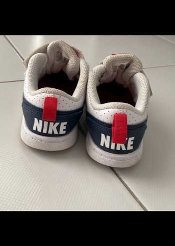26 Beden beyaz Renk Nike Çocuk Ayakkabı