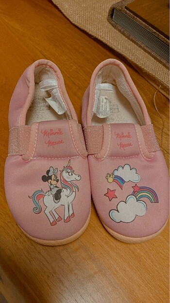 LC Waikiki Unicorn lisansli babet ayakkabı