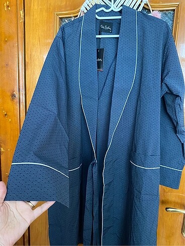 Pierre cardin röpteşambır